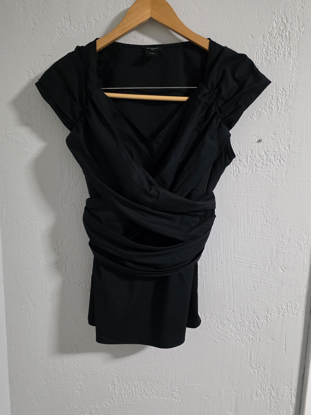 Ann Taylor Black Sleeveless Wrap Tie Waist Peplum Blouse Women's Size 12
